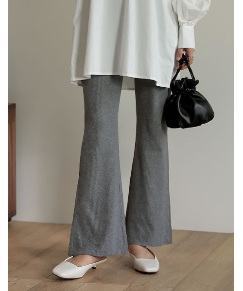 Re:EDIT（リエディ）の「リブニットレギンスパンツ（レギンス/スパッツ・レディース・グリーン/モカ/グレー/ベージュ/ブラック・MEDIUM/LARGE/SHORT）」の3枚目の写真