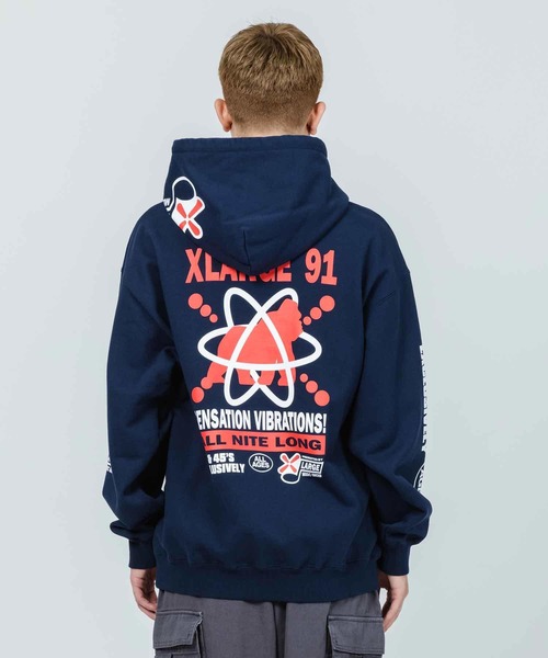 XLARGE（エクストララージ）の「RAVE PULLOVER HOODED SWEAT（パーカー・メンズ・ネイビー/ホワイト/ブラック・XL/M/S/L）」の5枚目の写真