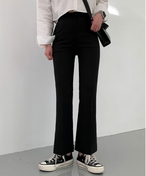 BEIDELLI（ベイデリー）の「[BELLIDE MADE] ブーツカットストレッチスラックス（スラックス・レディース・ブラック/ベージュ・SMALL/MEDIUM）」の12枚目の写真