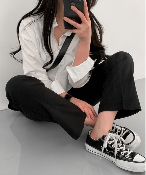 BEIDELLI（ベイデリー）の「[BELLIDE MADE] ブーツカットストレッチスラックス（スラックス・レディース・ブラック/ベージュ・SMALL/MEDIUM）」の9枚目の写真