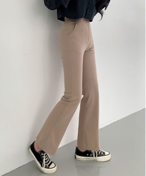 BEIDELLI（ベイデリー）の「[BELLIDE MADE] ブーツカットストレッチスラックス（スラックス・レディース・ブラック/ベージュ・SMALL/MEDIUM）」の13枚目の写真