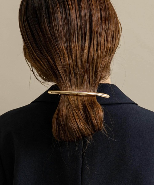 SMELLY（スメリー）の「ユガミメタルバーバレッタ（バレッタ/ヘアクリップ・レディース・シルバー/ゴールド・-）」の5枚目の写真