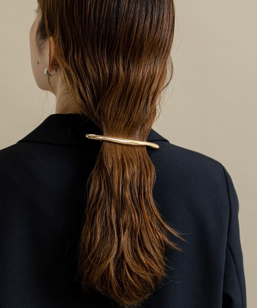 SMELLY（スメリー）の「ユガミメタルバーバレッタ（バレッタ/ヘアクリップ・レディース・シルバー/ゴールド・-）」の8枚目の写真