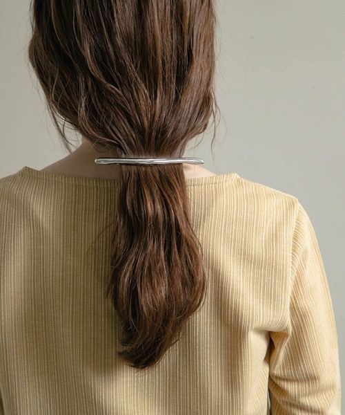 SMELLY（スメリー）の「ユガミメタルバーバレッタ（バレッタ/ヘアクリップ・レディース・シルバー/ゴールド・-）」の19枚目の写真