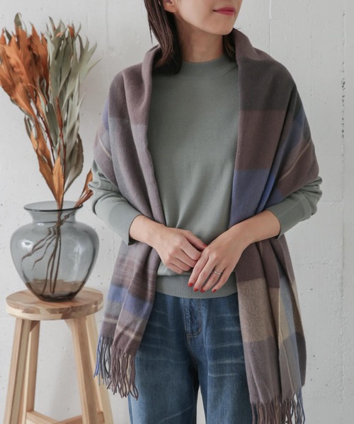 URBAN RESEARCH DOORS（アーバンリサーチドアーズ）の「ウールチェックストール（ストール/ショール・レディース・オレンジ/ブルー/グリーン/グリーン系その他・ONE）」の9枚目の写真