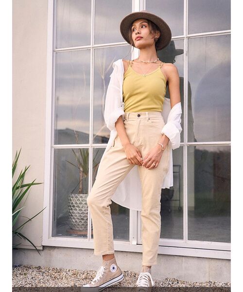 To the sea(トゥーザシー)の「コーデュロイテーパードパンツ(その他パンツ・レディース・アイボリー/モカ・MEDIUM/SMALL)」の2枚目の写真
