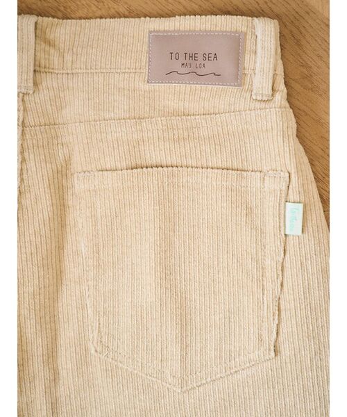 To the sea(トゥーザシー)の「コーデュロイテーパードパンツ(その他パンツ・レディース・アイボリー/モカ・MEDIUM/SMALL)」の9枚目の写真