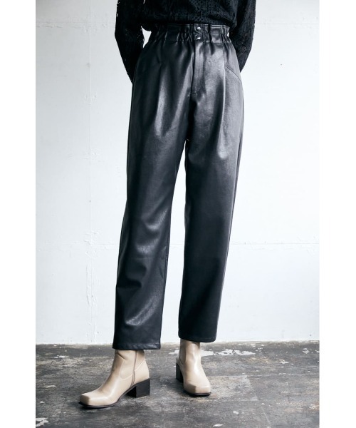 MOUSSY（マウジー）の「F／LEATHER GATHER パンツ（その他パンツ・レディース・ブラック/ベージュ/カーキ・1/2）」の10枚目の写真