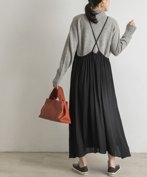 URBAN RESEARCH（アーバンリサーチ）の「ギャザーキャミワンピース（ワンピース・レディース・グレー系その他/ブラウン/ブラック・FREE）」の18枚目の写真