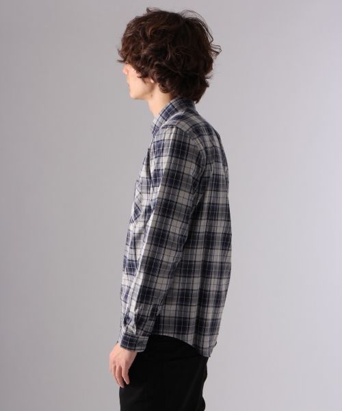 HARE（ハレ）の「シャンブレーチェックシャツ(HARE)（シャツ/ブラウス・メンズ・レッド/ネイビー・SMALL/LARGE/MEDIUM）」の5枚目の写真