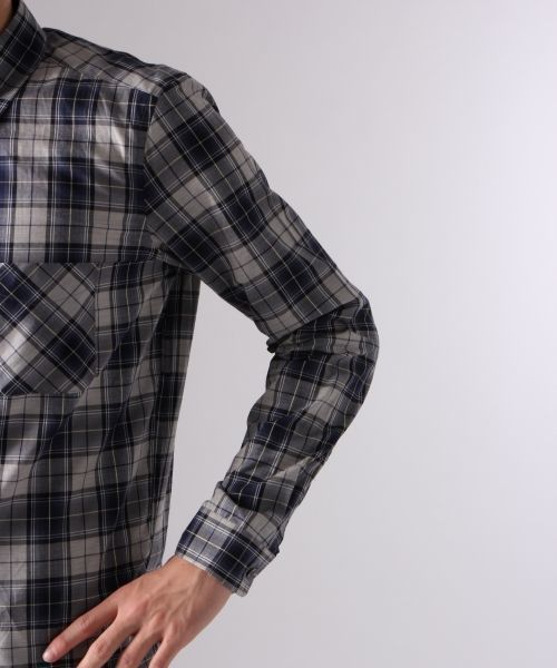 HARE（ハレ）の「シャンブレーチェックシャツ(HARE)（シャツ/ブラウス・メンズ・レッド/ネイビー・SMALL/LARGE/MEDIUM）」の9枚目の写真