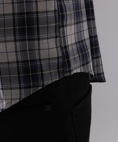 HARE（ハレ）の「シャンブレーチェックシャツ(HARE)（シャツ/ブラウス・メンズ・レッド/ネイビー・SMALL/LARGE/MEDIUM）」の11枚目の写真