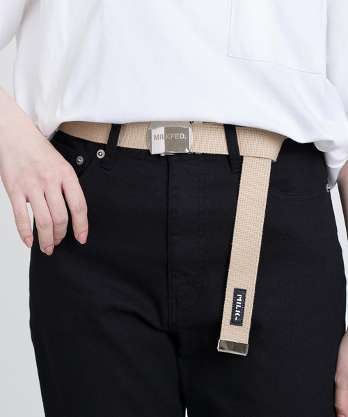 MILKFED.(ミルクフェド)の「MILKFED. GI BELT(ベルト・レディース・ブラック/ベージュ・ONE SIZE)」の14枚目の写真
