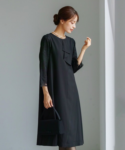 WHITE JOOLA(ホワイトジョーラ)の「喪服・礼服【洗えるフォーマル】お袖スカラップレース切り替えデザインブラックフォーマルワンピース(ワンピース・レディース・ブラック・11号/9号/13号/7号/15号)」の18枚目の写真