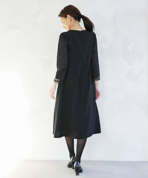 WHITE JOOLA(ホワイトジョーラ)の「喪服・礼服【洗えるフォーマル】お袖スカラップレース切り替えデザインブラックフォーマルワンピース(ワンピース・レディース・ブラック・11号/9号/13号/7号/15号)」の15枚目の写真