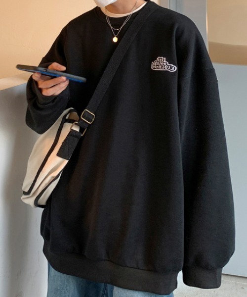 MGV（エムジーヴィー）の「ワンポイント刺繍オーバーサイズプルオーバー（スウェット・メンズ・ホワイト/ブラック/グレー/ブルー・MEDIUM/LARGE/X-LARGE）」の19枚目の写真