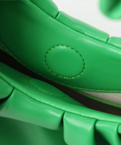 La TOTALITE(ラトータリテ)の「【JW PEI/ジェイダブリュー ペイ】Gabbi Bag◆(ハンドバッグ・レディース・アイボリー/パープル/グリーン・FREE)」の16枚目の写真