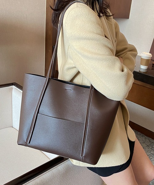 florist（フローリスト）の「【A4対応】PUレザーシンプルトートバッグ/ショルダーバッグ（トートバッグ・レディース・ベージュ/ブラウン/ブラック・FREE）」の3枚目の写真