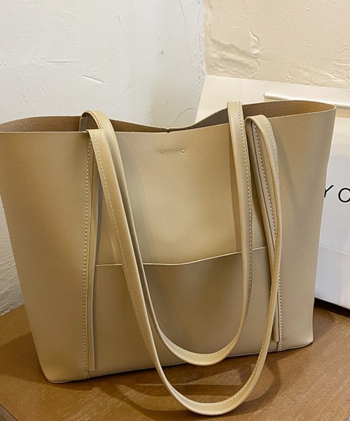 florist（フローリスト）の「【A4対応】PUレザーシンプルトートバッグ/ショルダーバッグ（トートバッグ・レディース・ベージュ/ブラウン/ブラック・FREE）」の17枚目の写真