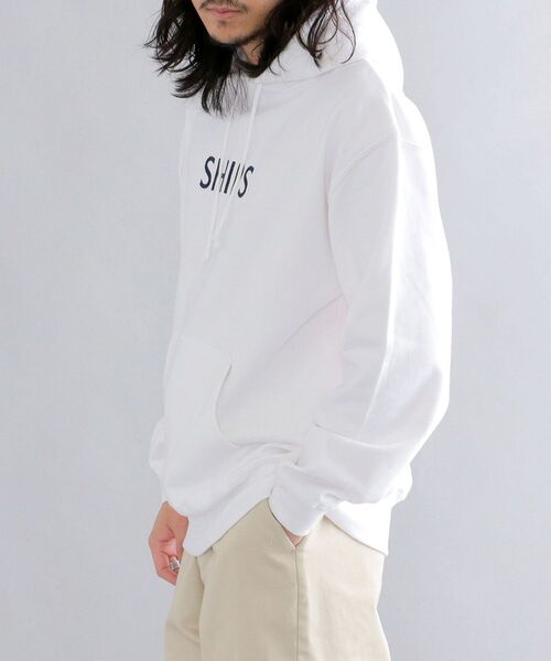 SHIPS（シップス）の「*SHIPS: 刺繍 SHIPS ロゴ ユニセックス スウェット パーカー（パーカー・メンズ・ホワイト/グレー/ブルー/ブラック・MEDIUM/LARGE/X-LARGE/SMALL）」の19枚目の写真