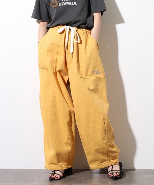 RE730（アールイーセブンサーティー）の「Balloon wide baker pants / 裾ドローコード バルーンワイドベイカーパンツ unisex（その他パンツ・メンズ・サックスブルー/インディゴブルー/オフホワイト/グリーン/ブラック/ホワイト系その他/ブルー系その他/ホワイト×ブラック/マスタード・S/M/L）」の18枚目の写真