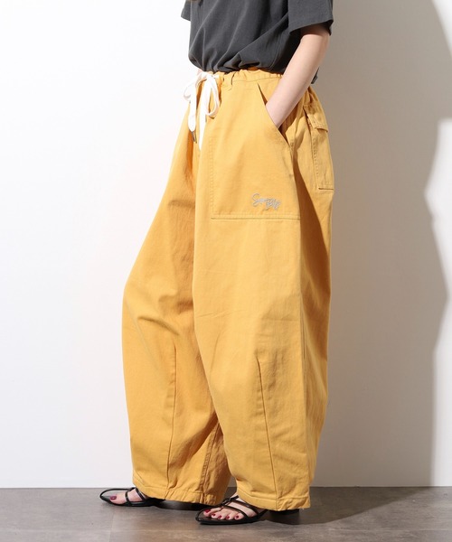 RE730（アールイーセブンサーティー）の「Balloon wide baker pants / 裾ドローコード バルーンワイドベイカーパンツ unisex（その他パンツ・メンズ・サックスブルー/インディゴブルー/オフホワイト/グリーン/ブラック/ホワイト系その他/ブルー系その他/ホワイト×ブラック/マスタード・S/M/L）」の19枚目の写真