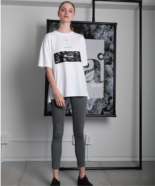 A DEGREE FAHRENHEIT（エーディグリーファーレンハイ）の「【ユニセックス商品】GodMessenger オーバーサイズT（Tシャツ/カットソー・メンズ・ホワイト/ブラック/グレー・SMALL/MEDIUM/LARGE）」の7枚目の写真