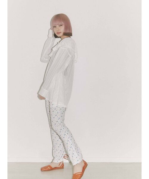 merry jenny(メリージェニー)の「petit floral フレアレギンス(その他パンツ・レディース・オフホワイト/ブラック・FREE)」の17枚目の写真