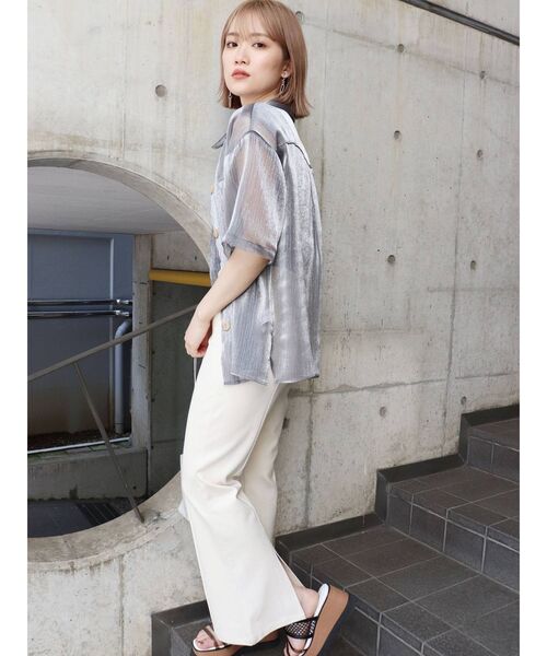 MURUA（ムルーア）の「シアーハーフスリーブシャツ（シャツ/ブラウス・レディース・ホワイト/ブラック/ベージュ/パープル/グレー・FREE）」の19枚目の写真