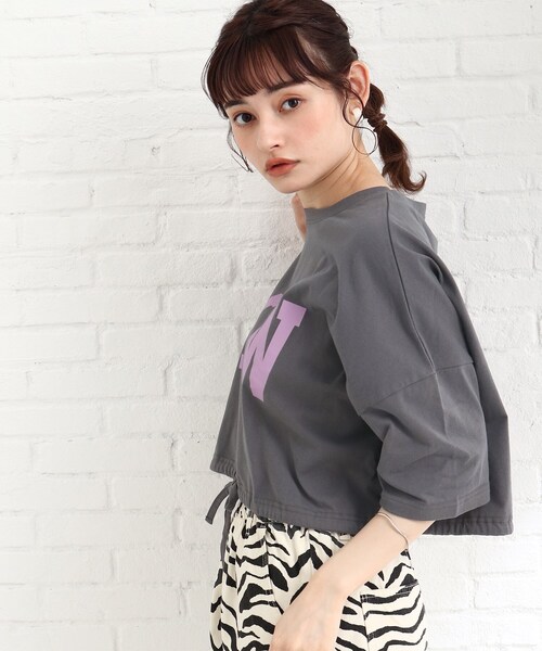 Cutie Blonde(キューティーブロンド)の「◆裾ギャザー短丈Tシャツ(Tシャツ/カットソー・レディース・ダークグリーン/オフホワイト/グレー系その他・00)」の19枚目の写真