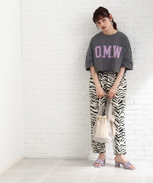 Cutie Blonde(キューティーブロンド)の「◆裾ギャザー短丈Tシャツ(Tシャツ/カットソー・レディース・ダークグリーン/オフホワイト/グレー系その他・00)」の22枚目の写真