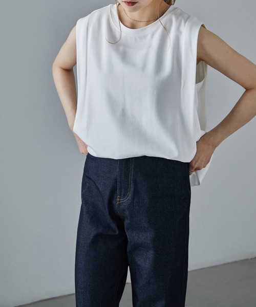 Fashion Letter(ファッションレター)の「シルケットライク ノースリーブ トップス(Tシャツ/カットソー・レディース・アイボリー/サンドベージュ/ライトグリーン/ブラック・M)」の3枚目の写真