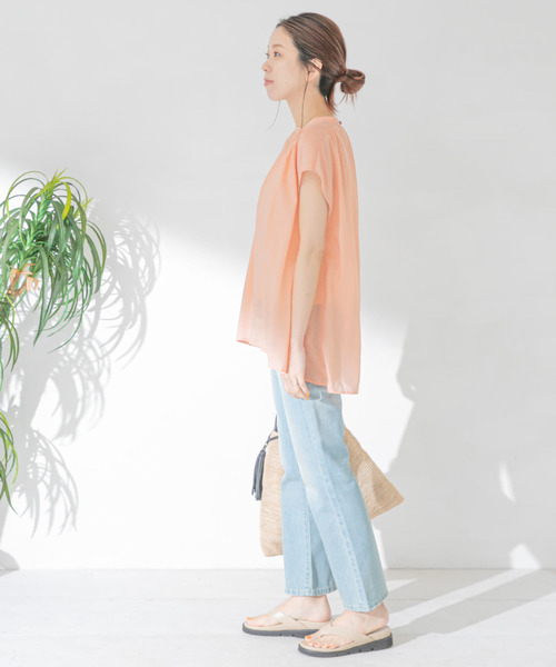 URBAN RESEARCH Sonny Label（アーバンリサーチサニーレーベル）の「ギャザーチュニックフレンチブラウス（シャツ/ブラウス・レディース・ピンク/ミント/オフホワイト/ブラック・FREE）」の16枚目の写真