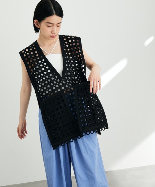 ADAM ET ROPE'（アダムエロペ）の「【セットアップ対応】チューブトップ（チューブトップ・レディース・ホワイト/ブラック/グリーン・FREE）」の10枚目の写真