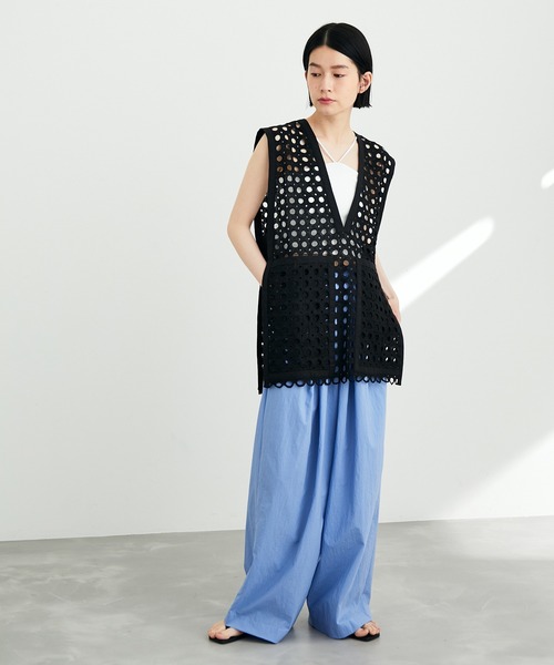 ADAM ET ROPE'（アダムエロペ）の「【セットアップ対応】チューブトップ（チューブトップ・レディース・ホワイト/ブラック/グリーン・FREE）」の16枚目の写真