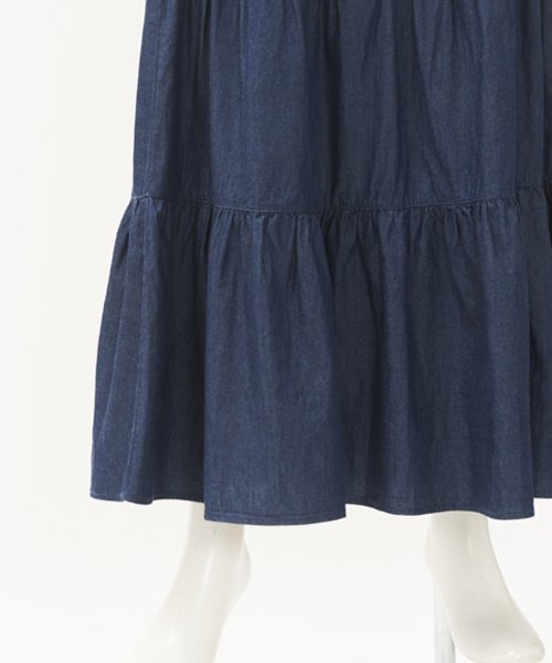 AS KNOW AS PINKY（アズノゥアズピンキー）の「デニムティアードスカート（デニムスカート・レディース・サックスブルー/ネイビー・FREE）」の7枚目の写真