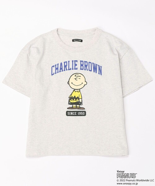 FREAK'S STORE(フリークスストア)の「WEBオリジナル PEANUTS 別注 ビッグシルエット アーチロゴ プリントTシャツ/カレッジロゴ/チャーリー・ブラウン(Tシャツ/カットソー・キッズ・ホワイト/グレー/ブラック/グリーン/ブルー・120/150/130/140)」の10枚目の写真