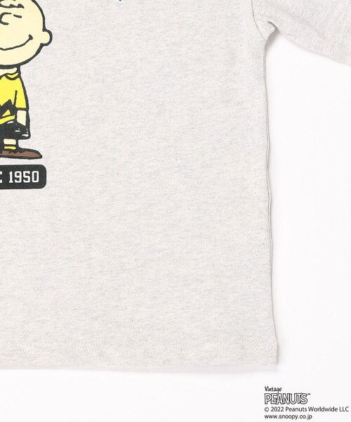 FREAK'S STORE(フリークスストア)の「WEBオリジナル PEANUTS 別注 ビッグシルエット アーチロゴ プリントTシャツ/カレッジロゴ/チャーリー・ブラウン(Tシャツ/カットソー・キッズ・ホワイト/グレー/ブラック/グリーン/ブルー・120/150/130/140)」の15枚目の写真