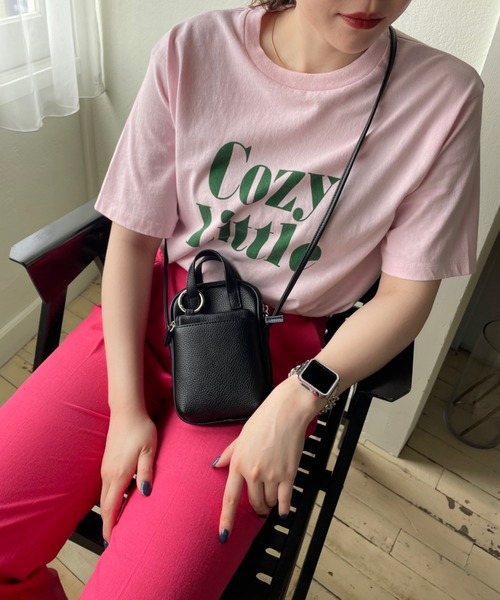 LOWRYS FARM(ローリーズファーム)の「カコウカレッジプリントTシャツ 352412(Tシャツ/カットソー・レディース・ホワイト/グレー/ピンク/アイボリー・FREE)」の4枚目の写真