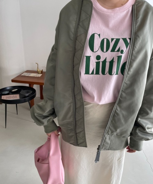 LOWRYS FARM(ローリーズファーム)の「カコウカレッジプリントTシャツ 352412(Tシャツ/カットソー・レディース・ホワイト/グレー/ピンク/アイボリー・FREE)」の5枚目の写真