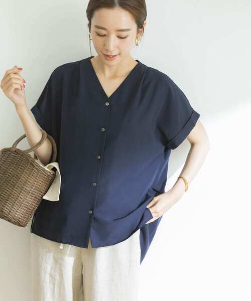 URBAN RESEARCH（アーバンリサーチ）の「エアリーVネック半袖