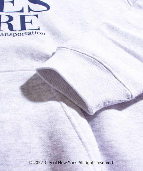 GOOD ROCK SPEED(グッドロックスピード)の「【GOOD ROCK SPEED/グッドロックスピード】NYC ワイドパーカーフーディ ロゴ P/O(パーカー・メンズ・ホワイト/アッシュグレー・M/L)」の6枚目の写真