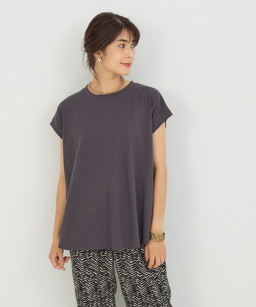 abahouse mavie（アバハウスマヴィ）の「綿天竺フレンチオーバーT（Tシャツ/カットソー・レディース・ブラック/パープル/ホワイト/チャコールグレー・フリー）」の4枚目の写真