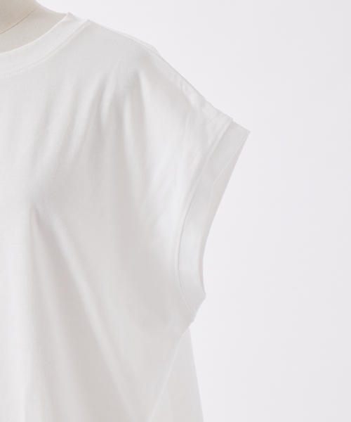 abahouse mavie（アバハウスマヴィ）の「綿天竺フレンチオーバーT（Tシャツ/カットソー・レディース・ブラック/パープル/ホワイト/チャコールグレー・フリー）」の14枚目の写真