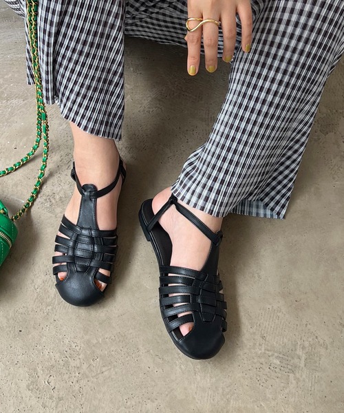 Shelly island（シェリーアイランド）の「グルカサンダル（サンダル・レディース・ホワイト/ブラック・M/L）」の3枚目の写真