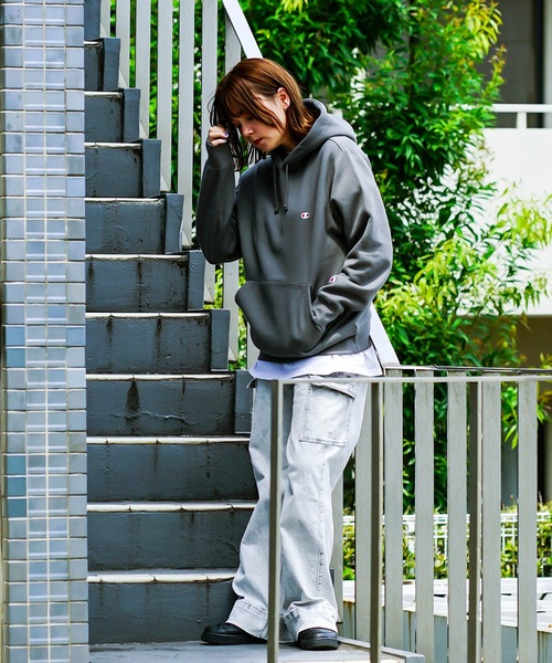 Champion(チャンピオン)の「【CHAMPION/チャンピオン】裏起毛プルオーバーパーカー ワンポイントブランドロゴ刺繍 フーディー サスティナブル素材(パーカー・メンズ・杢グレー/ダークグリーン/ネイビー/ホワイト/チャコールグレー/ブラック・SMALL/MEDIUM/LARGE/X-LARGE/XX-LARGE)」の18枚目の写真