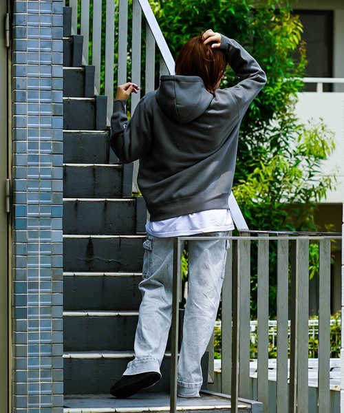 Champion(チャンピオン)の「【CHAMPION/チャンピオン】裏起毛プルオーバーパーカー ワンポイントブランドロゴ刺繍 フーディー サスティナブル素材(パーカー・メンズ・杢グレー/ダークグリーン/ネイビー/ホワイト/チャコールグレー/ブラック・SMALL/MEDIUM/LARGE/X-LARGE/XX-LARGE)」の20枚目の写真