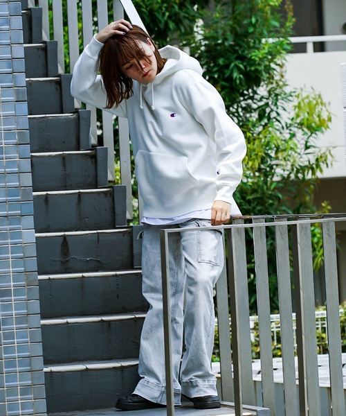 Champion(チャンピオン)の「【CHAMPION/チャンピオン】裏起毛プルオーバーパーカー ワンポイントブランドロゴ刺繍 フーディー サスティナブル素材(パーカー・メンズ・杢グレー/ダークグリーン/ネイビー/ホワイト/チャコールグレー/ブラック・SMALL/MEDIUM/LARGE/X-LARGE/XX-LARGE)」の8枚目の写真