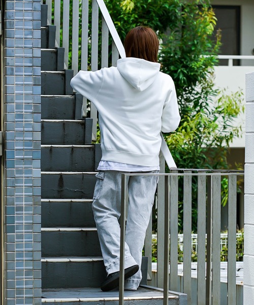 Champion(チャンピオン)の「【CHAMPION/チャンピオン】裏起毛プルオーバーパーカー ワンポイントブランドロゴ刺繍 フーディー サスティナブル素材(パーカー・メンズ・杢グレー/ダークグリーン/ネイビー/ホワイト/チャコールグレー/ブラック・SMALL/MEDIUM/LARGE/X-LARGE/XX-LARGE)」の9枚目の写真