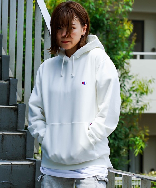 Champion(チャンピオン)の「【CHAMPION/チャンピオン】裏起毛プルオーバーパーカー ワンポイントブランドロゴ刺繍 フーディー サスティナブル素材(パーカー・メンズ・杢グレー/ダークグリーン/ネイビー/ホワイト/チャコールグレー/ブラック・SMALL/MEDIUM/LARGE/X-LARGE/XX-LARGE)」の10枚目の写真